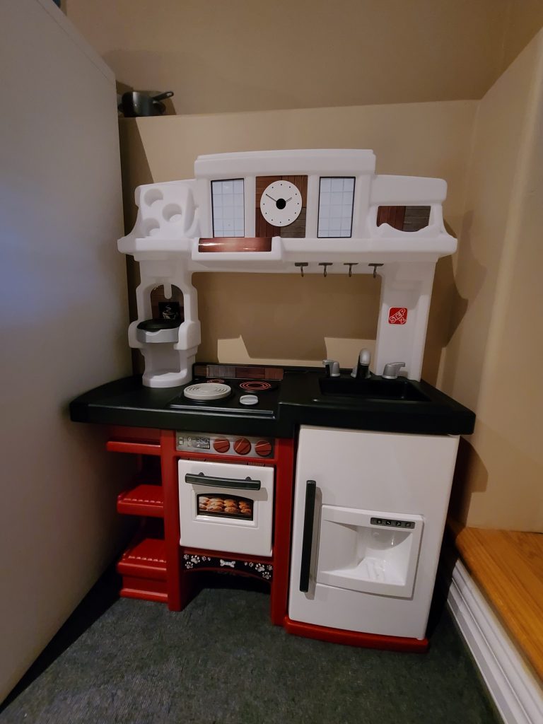 The play kitchen
